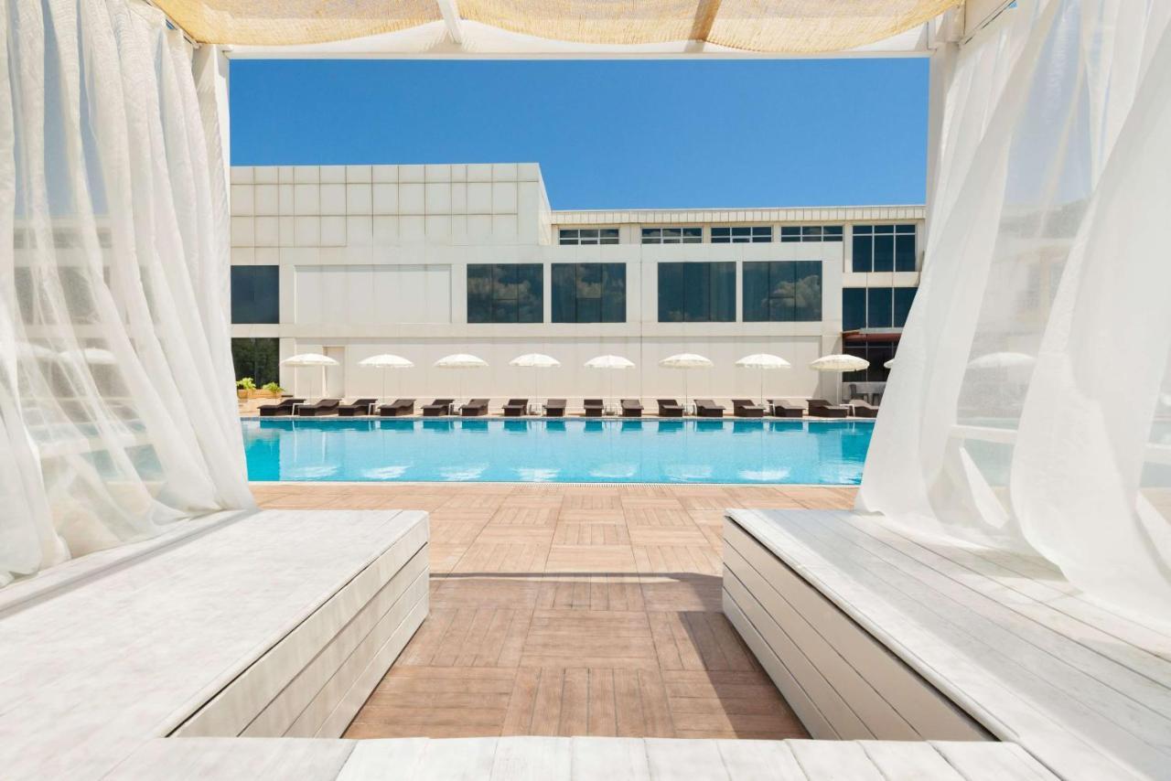 فندق Ramada By Wyndham Istanbul أجفا المظهر الخارجي الصورة