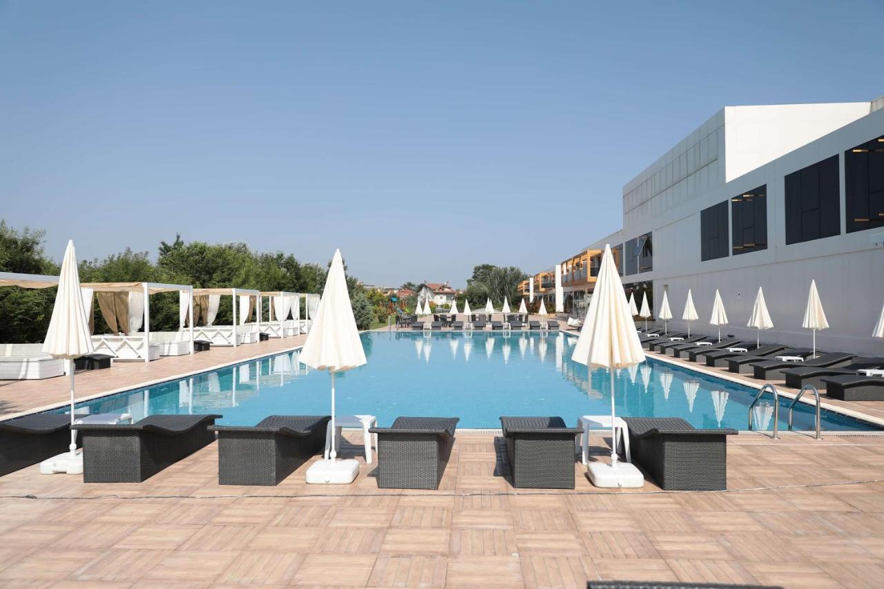فندق Ramada By Wyndham Istanbul أجفا المظهر الخارجي الصورة
