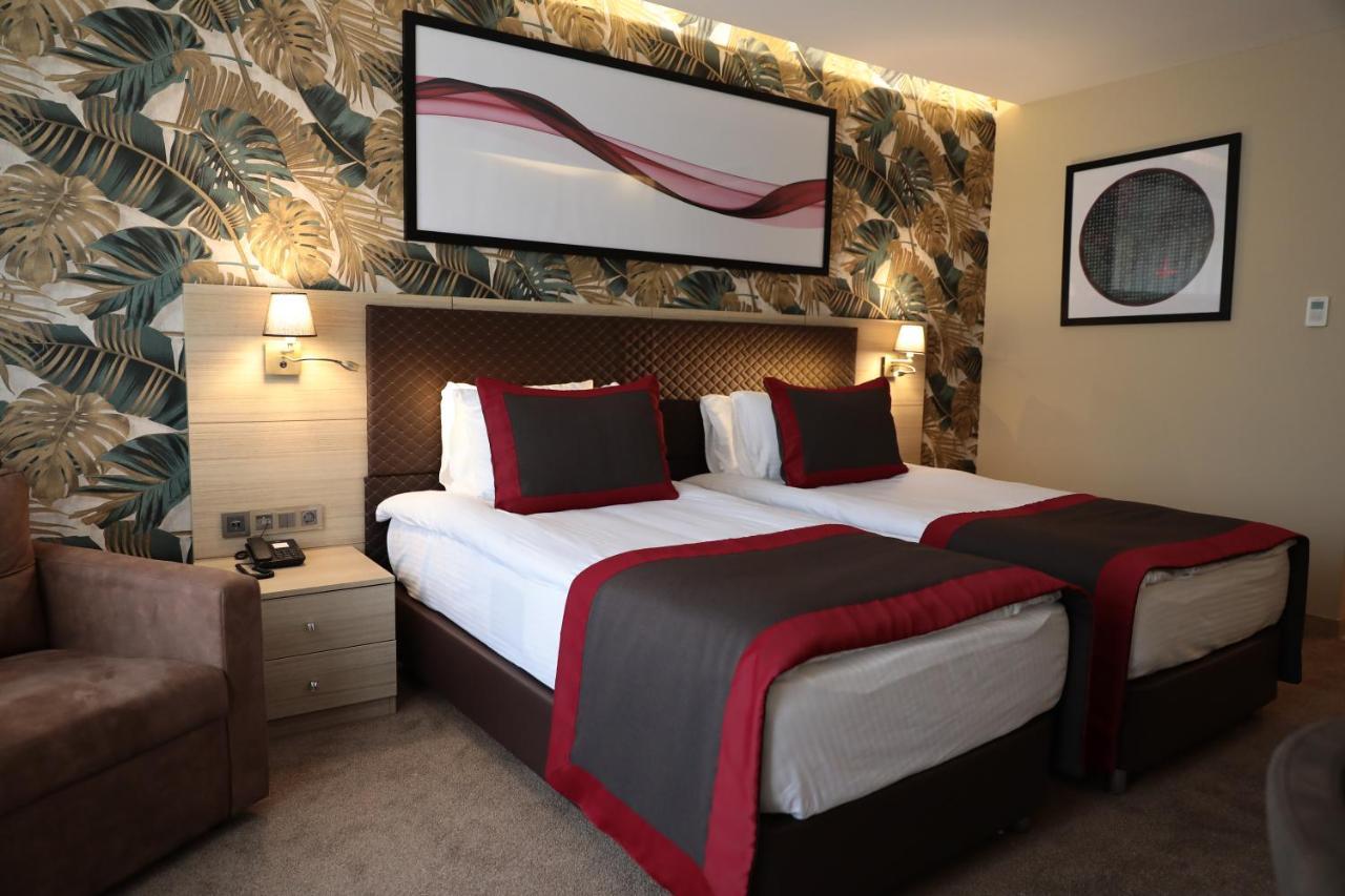 فندق Ramada By Wyndham Istanbul أجفا المظهر الخارجي الصورة