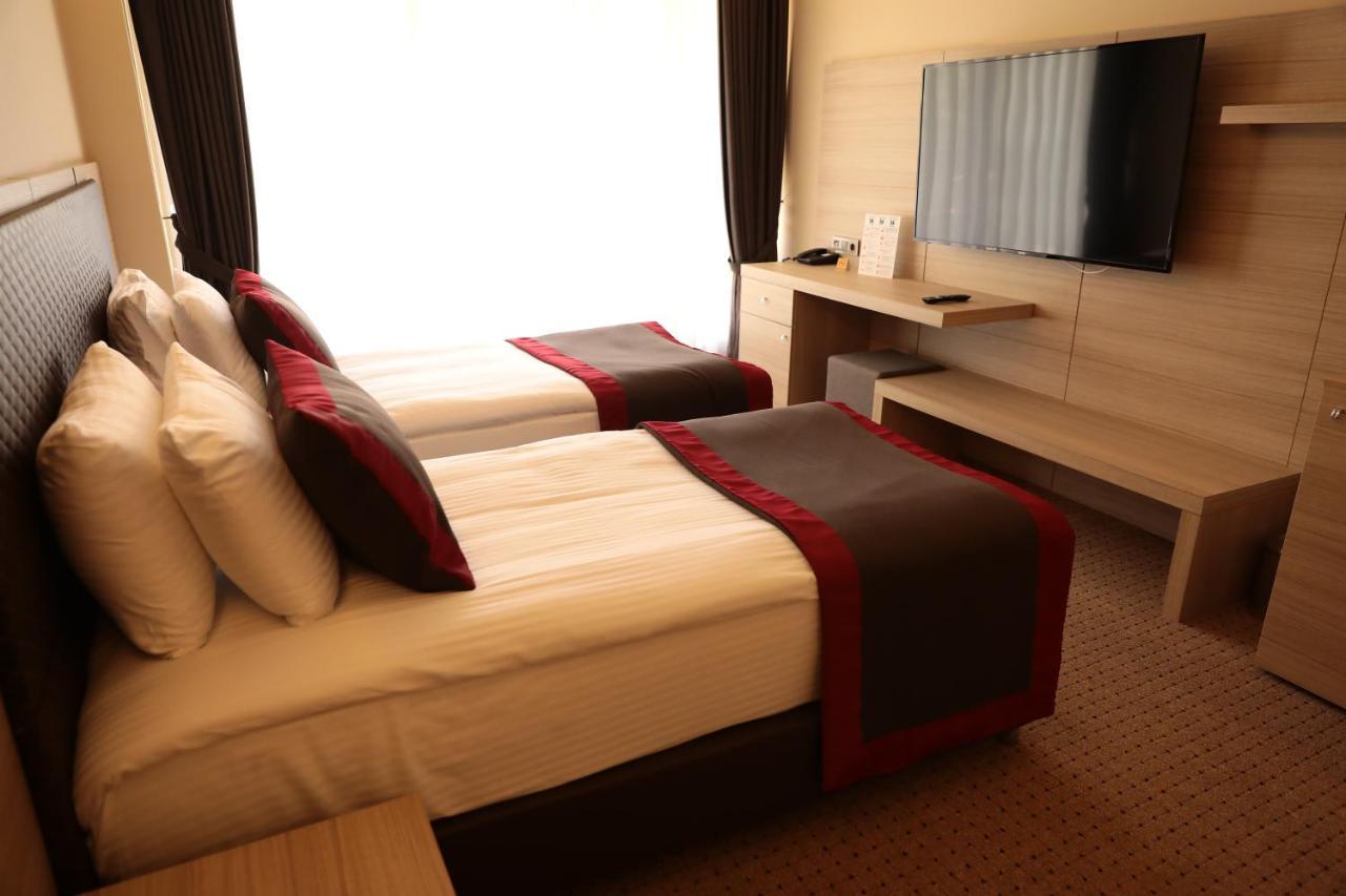 فندق Ramada By Wyndham Istanbul أجفا المظهر الخارجي الصورة